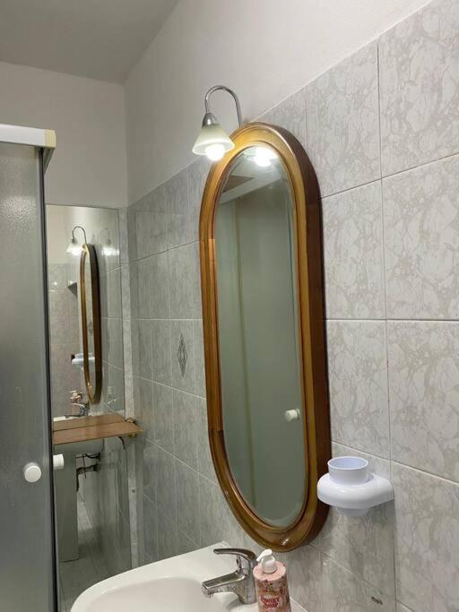 Al Vicolo Apartment Palermo Bagian luar foto